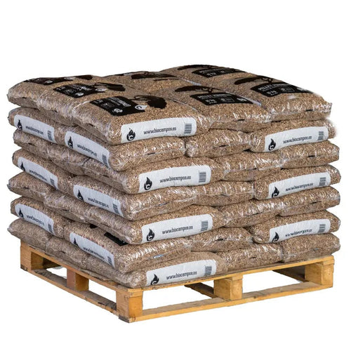 1 Palet de pellets Piñonero 42 en sacos de 15 kg para calefacción